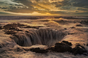 Thor's Well Wall Mural Wallpaper - Canvas Art Rocks - 1