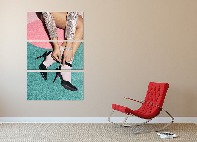 Getting Ready Green 3 Split Panel Canvas Print - Canvas Art Rocks - 2