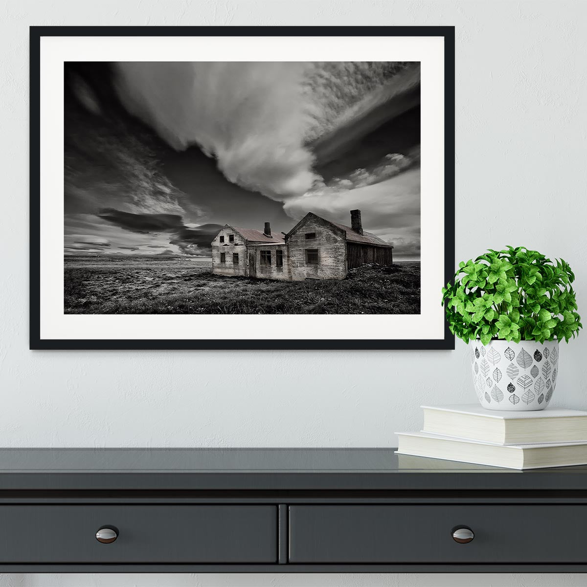 Abandoned Beachside House Framed Print - Canvas Art Rocks - 1