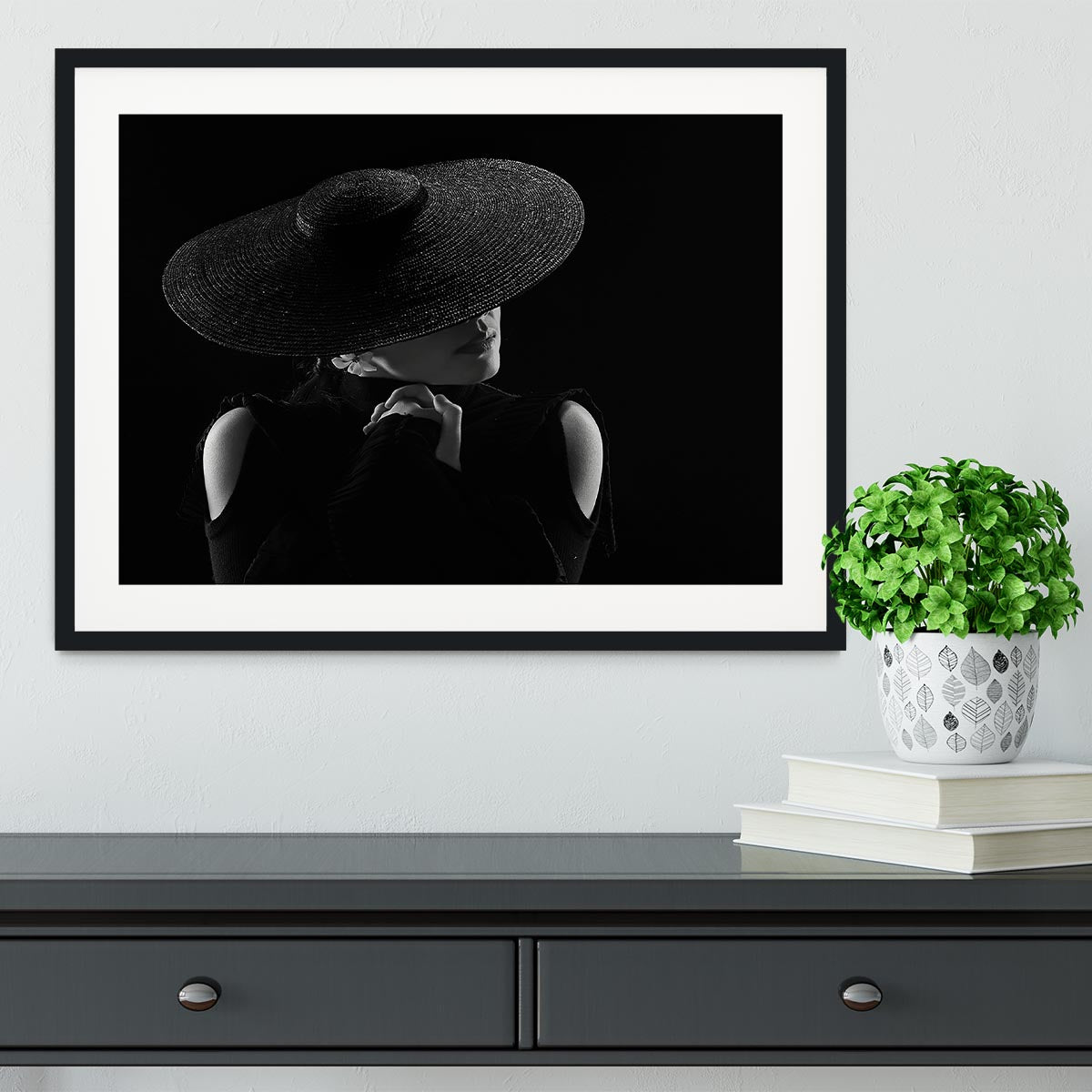 A Woman In A Hate Framed Print - Canvas Art Rocks - 1