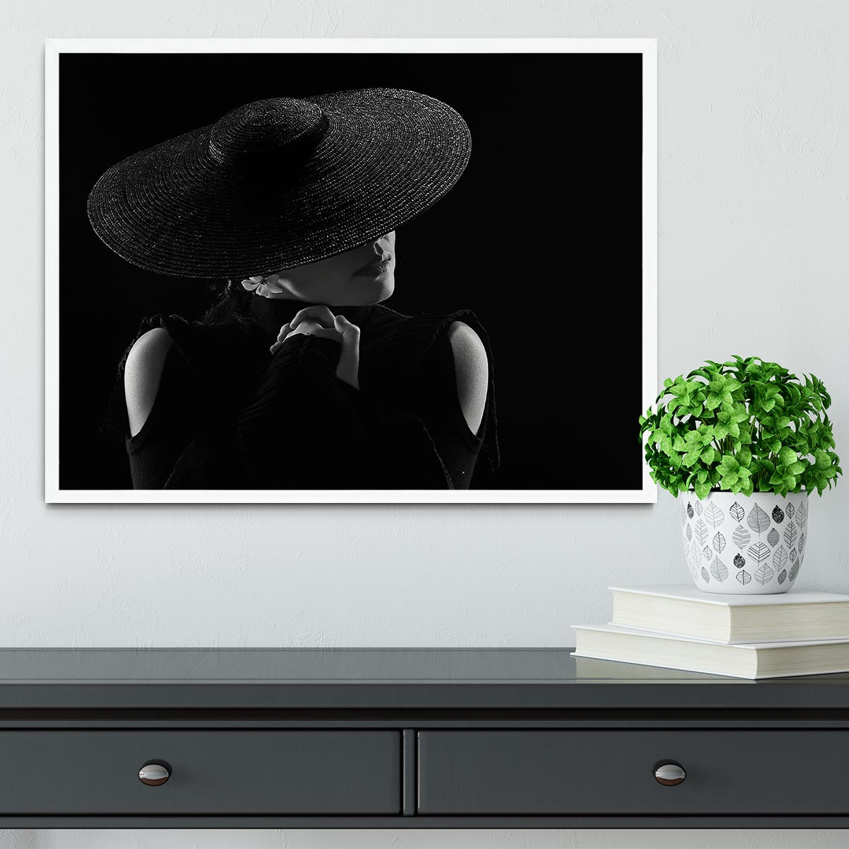 A Woman In A Hate Framed Print - Canvas Art Rocks -6