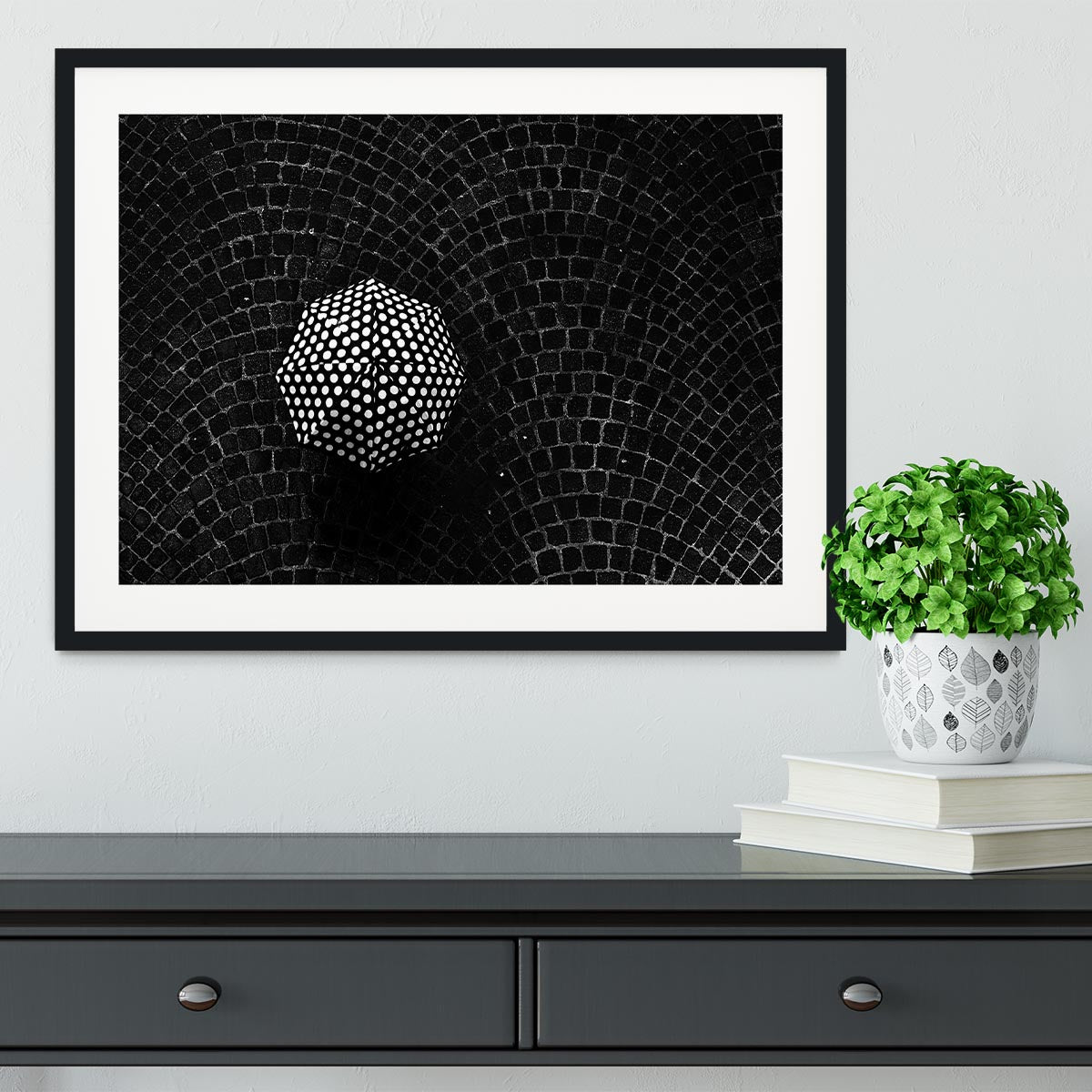 Pois Framed Print - Canvas Art Rocks - 1