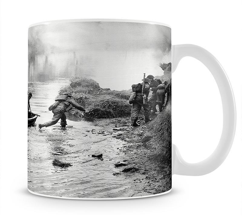 British troops training Mug - Canvas Art Rocks - 1