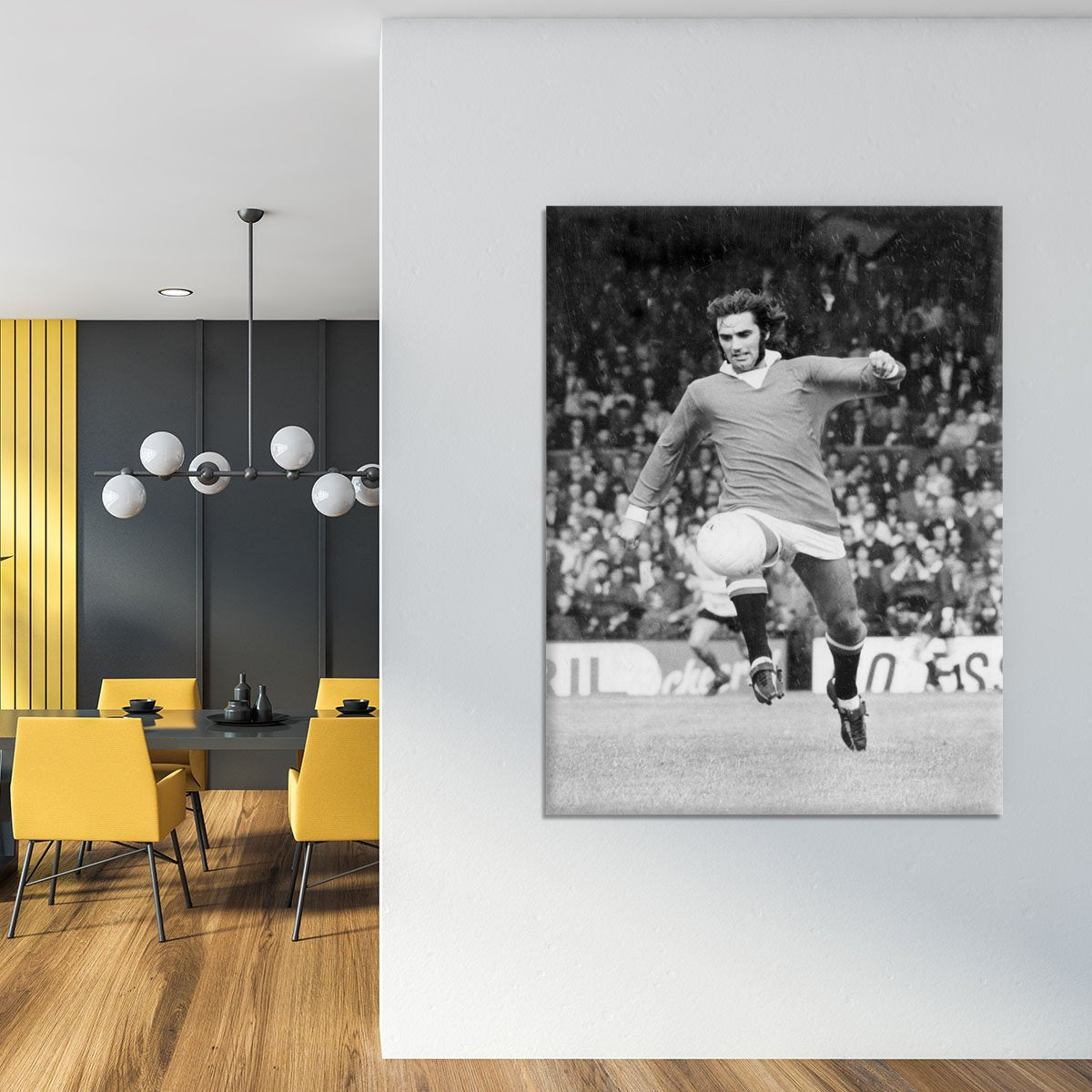 George Best Manchester United in 1971 Canvas Print or Poster