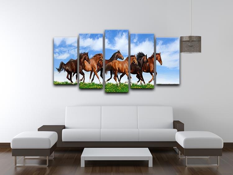 Herd gallops in green field 5 Split Panel Canvas - Canvas Art Rocks - 3