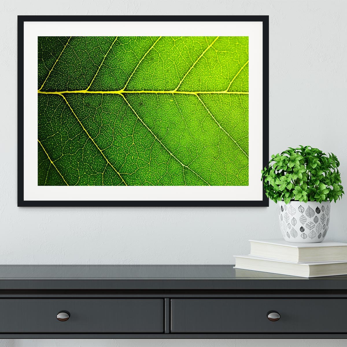 Leaf macro shot Framed Print - Canvas Art Rocks - 1