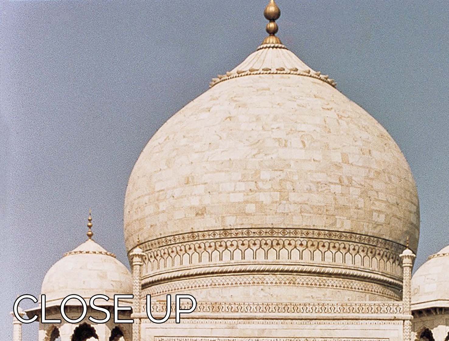 Princess Diana at the Taj Mahal in India 3 Split Panel Canvas Print - Canvas Art Rocks - 3