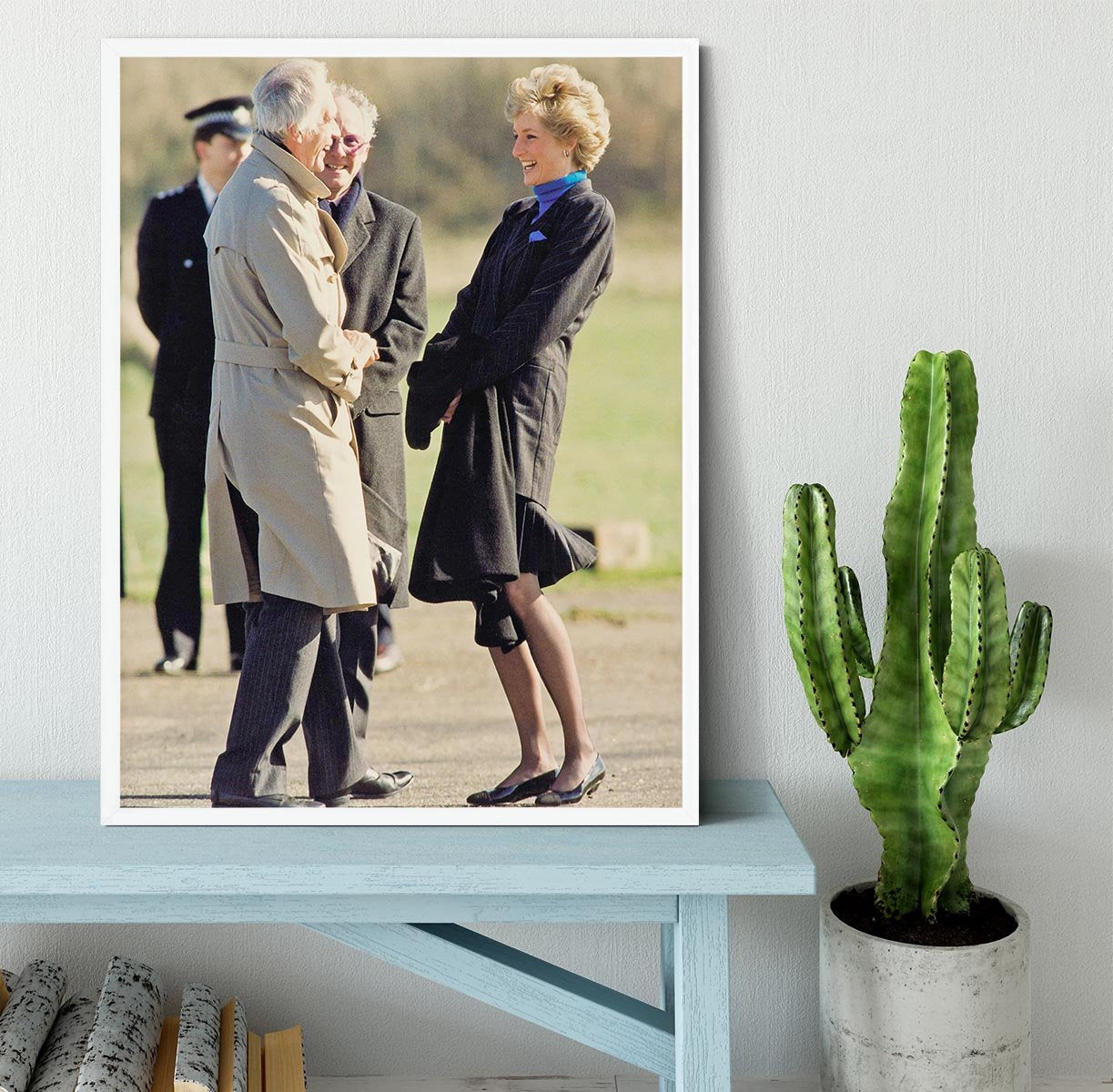 Princess Diana laughing Framed Print - Canvas Art Rocks -6
