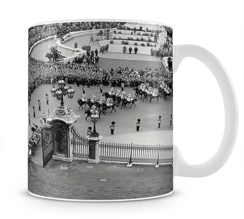 Queen Elizabeth II Coronation arriving home from a foreign tour Mug - Canvas Art Rocks - 1