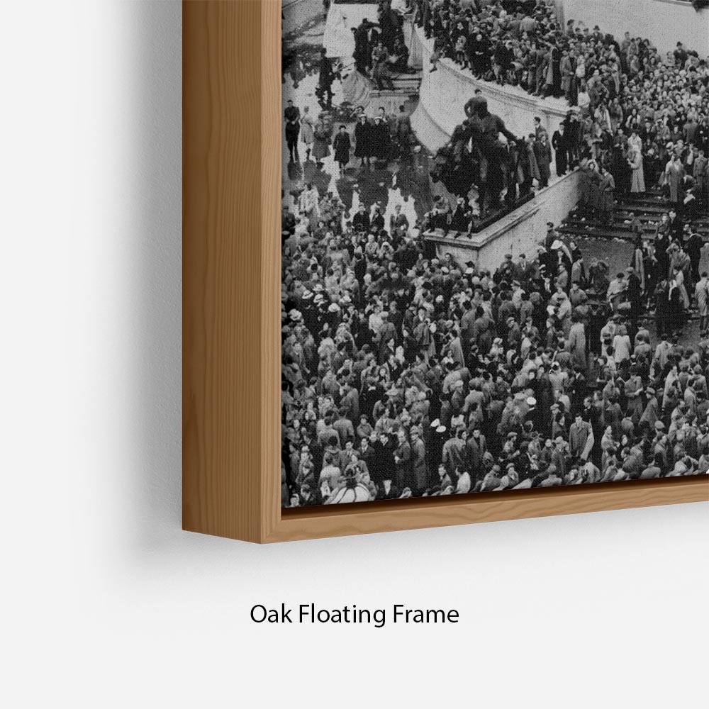 Queen Elizabeth II Coronation crowds at Buckingham Palace Floating Frame Canvas