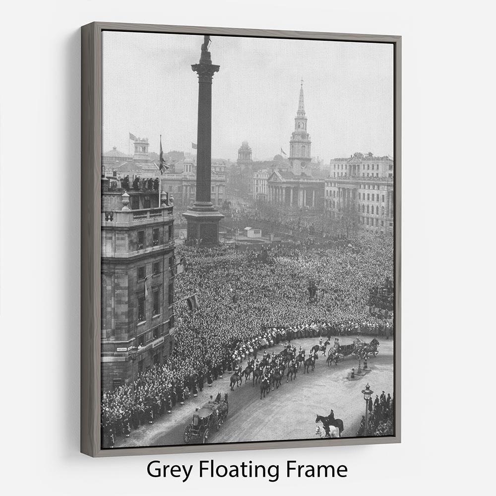Queen Elizabeth II Wedding wedding coach in Trafalgar Square Floating Frame Canvas
