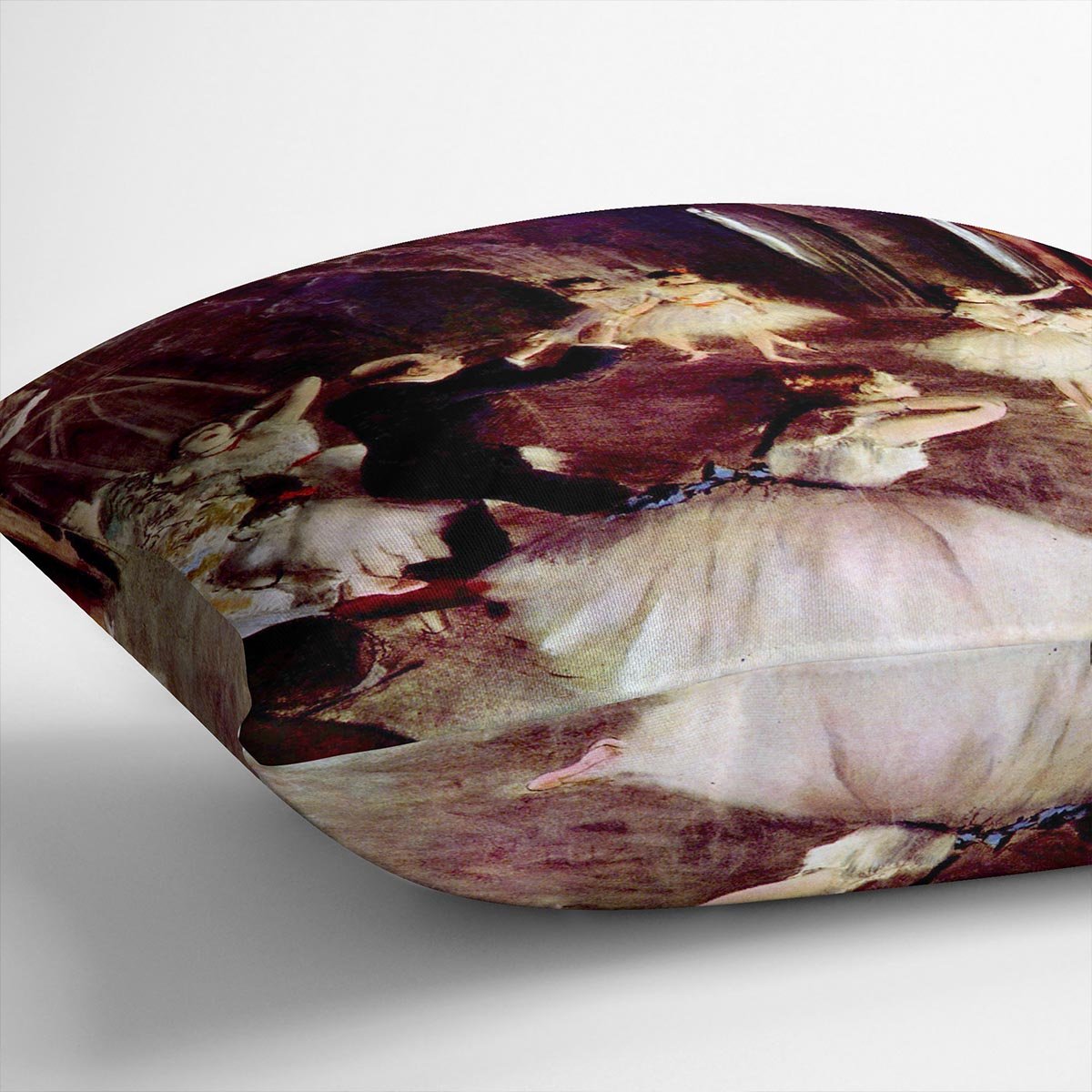 Stage trial by Degas Cushion