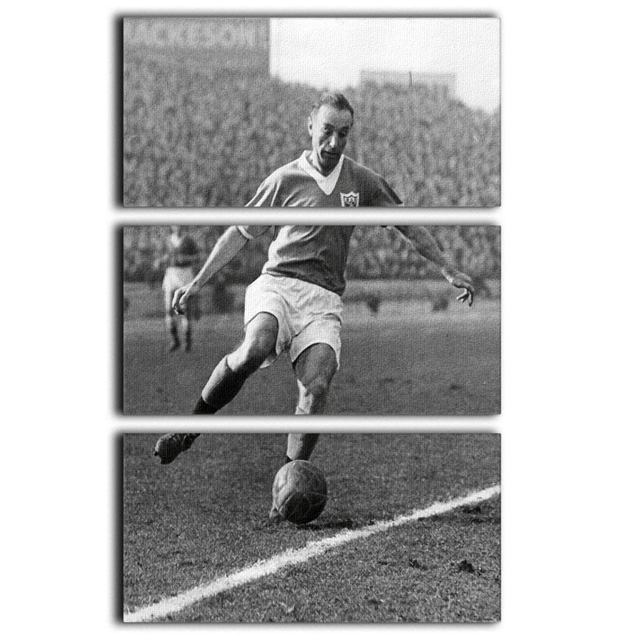 Stanley Matthews playing football 3 Split Panel Canvas Print - Canvas Art Rocks - 1