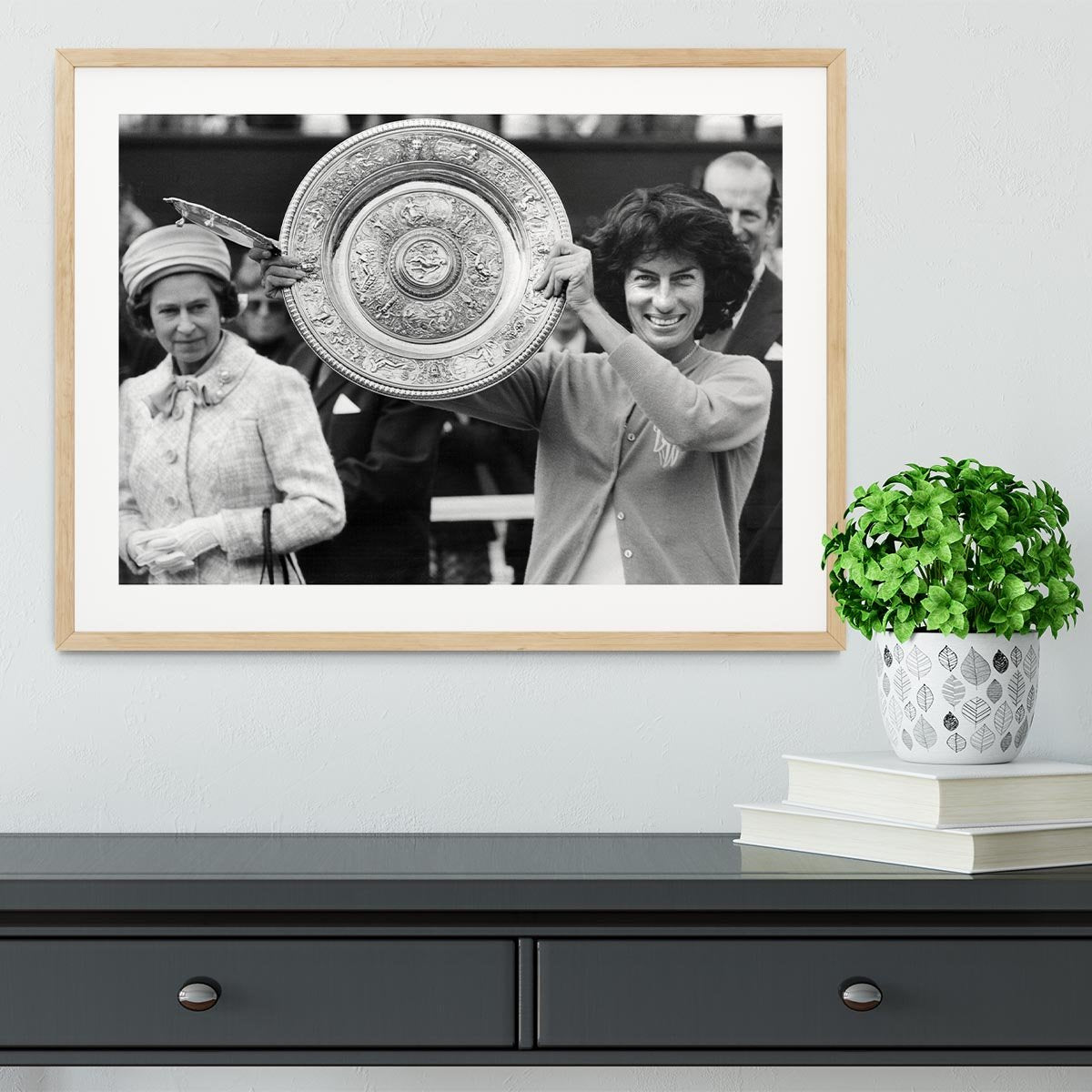 Virginia Wade tennis player Framed Print - Canvas Art Rocks - 3